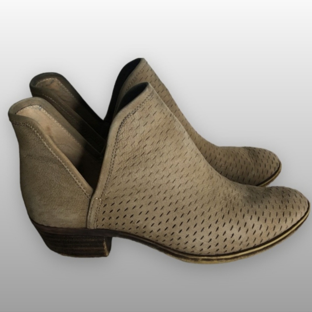 Lucky Brand Baley Beige Slip on Block Heel Booties Perforated Suede
